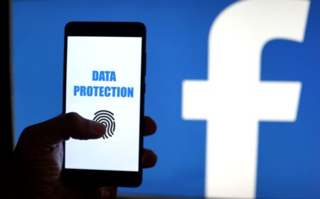 How does Facebook Protect work?